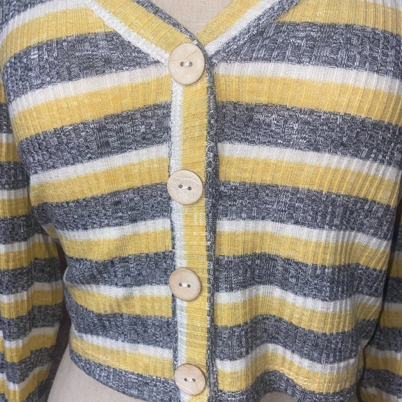 Yellow gray striped top - Picture 3 of 7